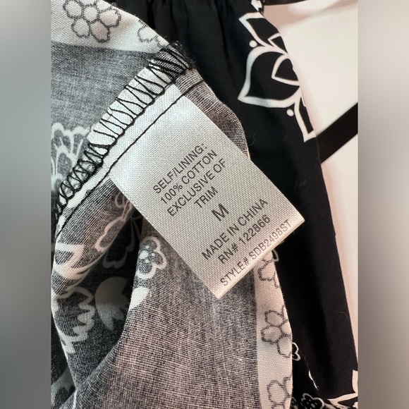 Pinky Youth Floral Black And White Dress - Picture 7 of 8